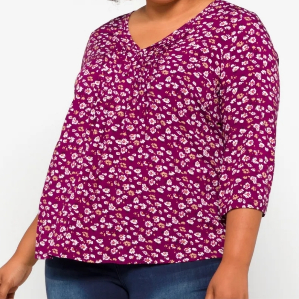 Fun2Fun Maley Pleated Detail Floral Blouse